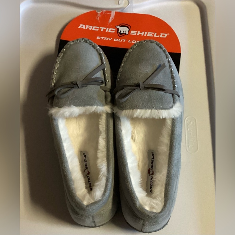 Arctic Shield Woman’s Memory Foam Indoor Outdoor Grey Slippers Size 9 NWT